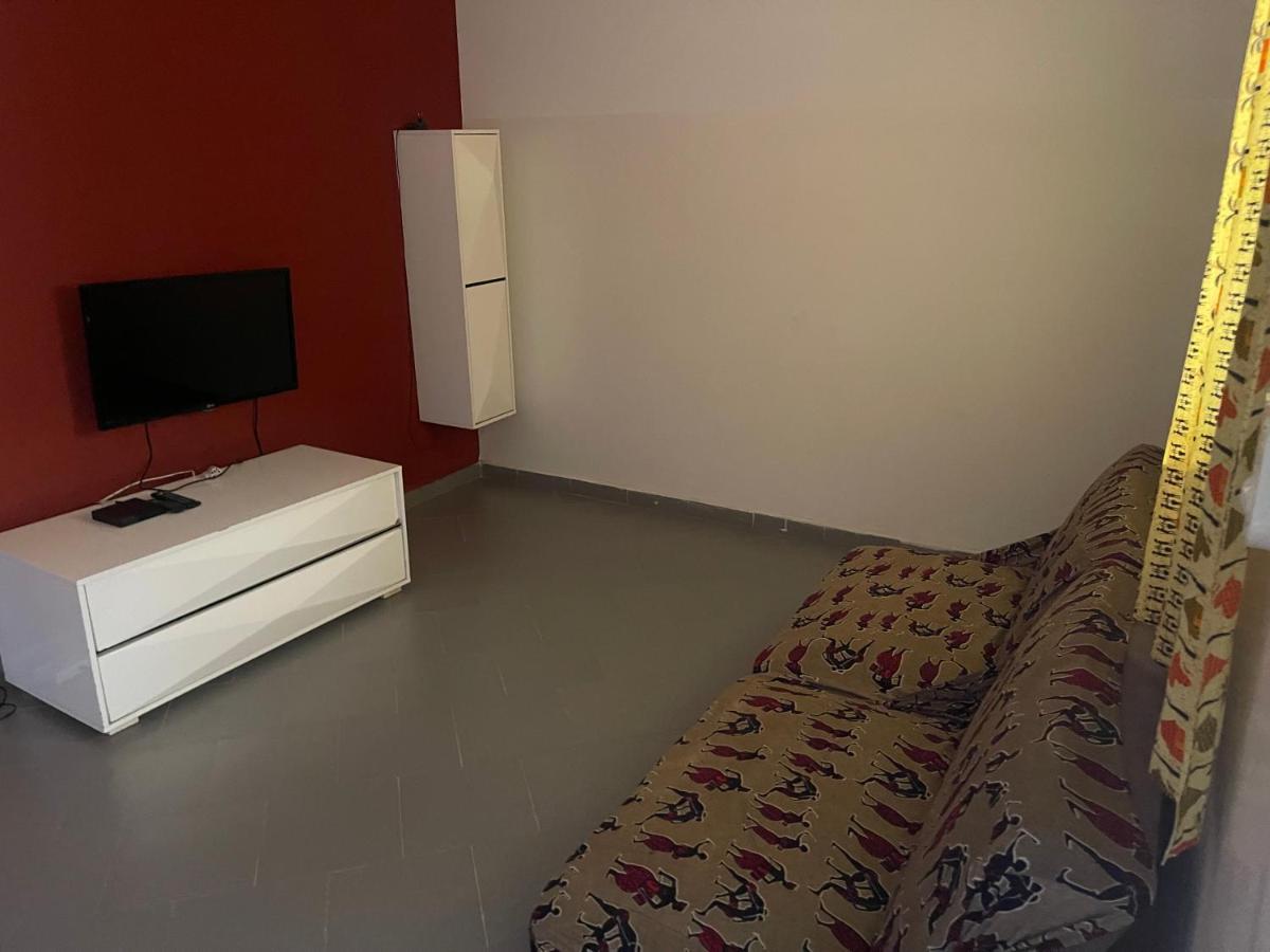 Apartmán Keur Karim Sarr M'Bour Exteriér fotografie